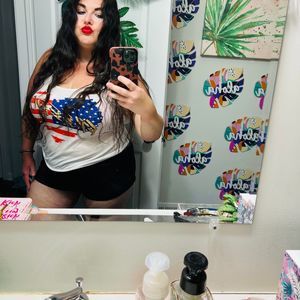 Meet your Posher, Sabrina